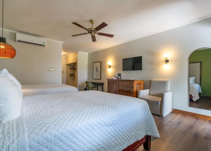 Travellers Beach Resort